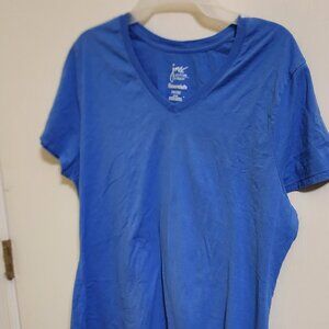 Blue short sleeve t-shirt